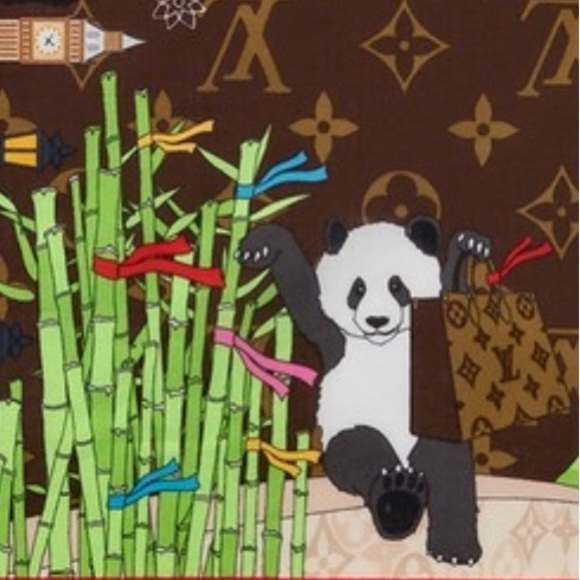 LOUIS VUITTON VIVIENNE XMAS BANDANA SQUARE 45 - Picture 2 of 9